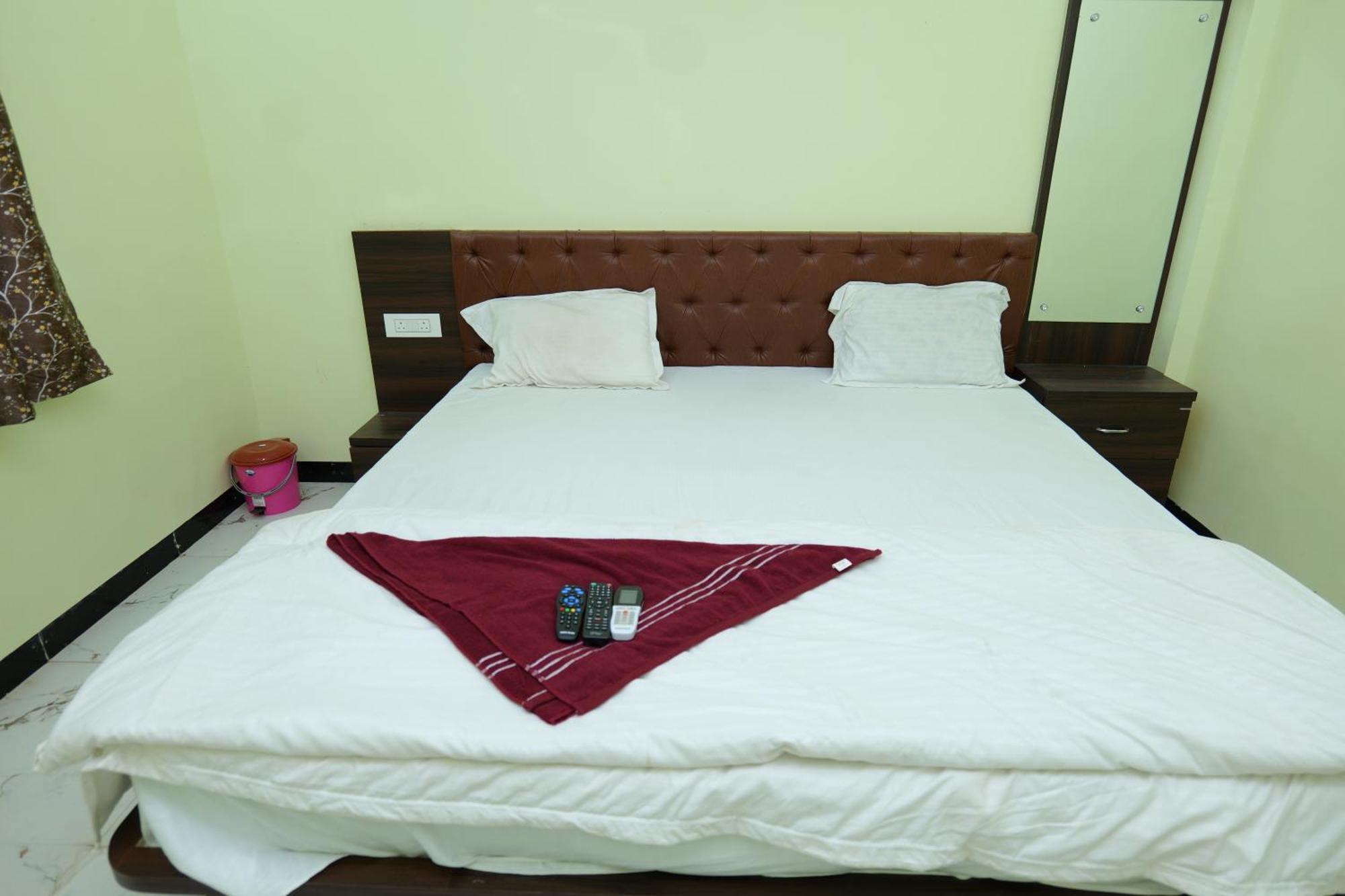 Hotel New 712 Aurangabad  Bagian luar foto